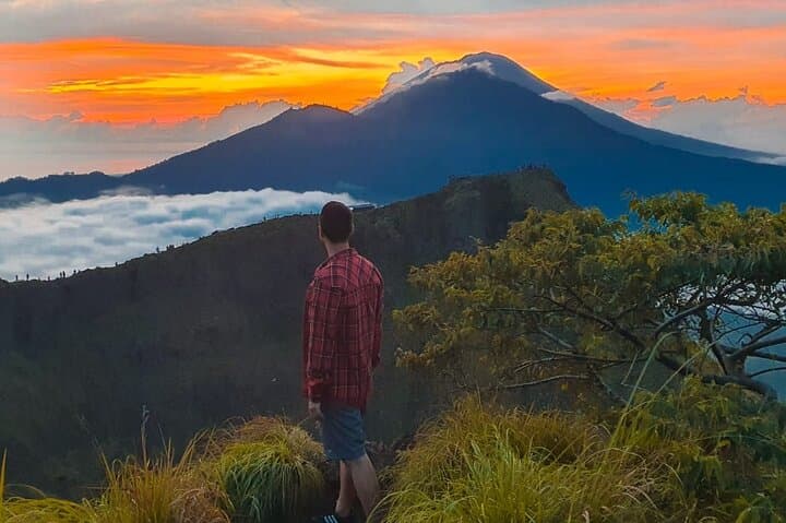 Mount Batur Sunrise Trekking with Natural Hot Spring — photo 1 of 6
