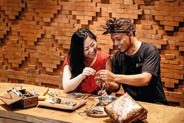 Bali Traditional Silver Jewelry Making Class and Temple Visit — photo 1 of 25