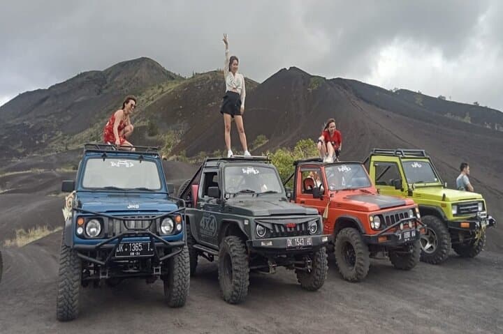 Amazing Mount Batur Jeep Sunrise and Black lava — photo 1 of 8