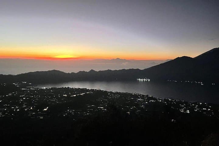 Mount Batur Trekking Admission Ticket with Local Guide — photo 1 of 8