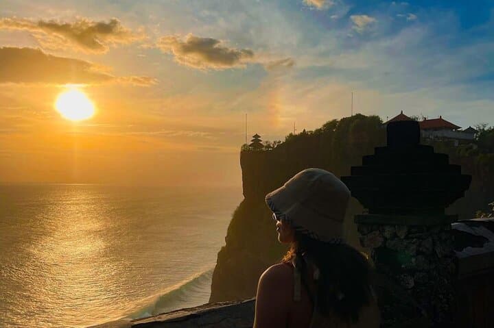 Bali Uluwatu Sunset Kecak Fire Dance and Beach Dinner Tour — photo 1 of 13