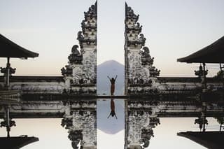 Private Bali Instagram Gate of Heaven Temple Tour and Breakfast