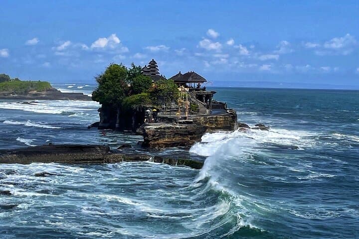 Tanah Lot- Ulun Danu Beratan- Jatiluwih- Countryside Tour — photo 1 of 33