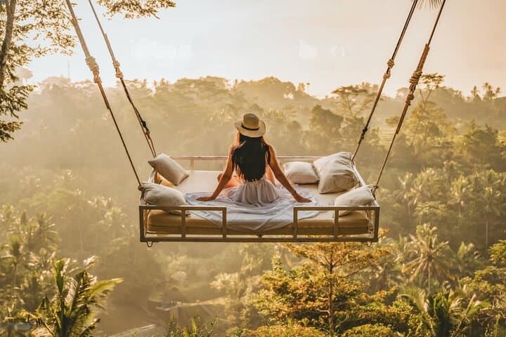 Private Tour Ubud: Swing at Rice Field with Temple and Waterfall — photo 1 of 9