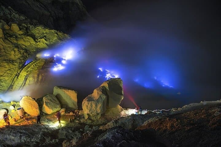 Overnight Private Tour from Bali to Mount Ijen's Blue Flames — photo 1 of 18