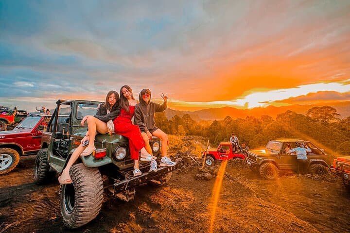 Mount Batur Sunrise Jeep Adventures — photo 1 of 6