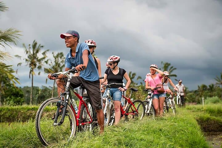Bali Cycling and Uluwatu Sunset Tour with Dinner Packages — photo 1 of 10