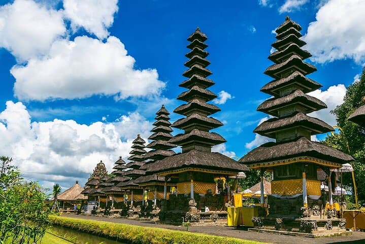All Inclusive Tour to Tanah Lot Temple and Monkey Forest — photo 1 of 6