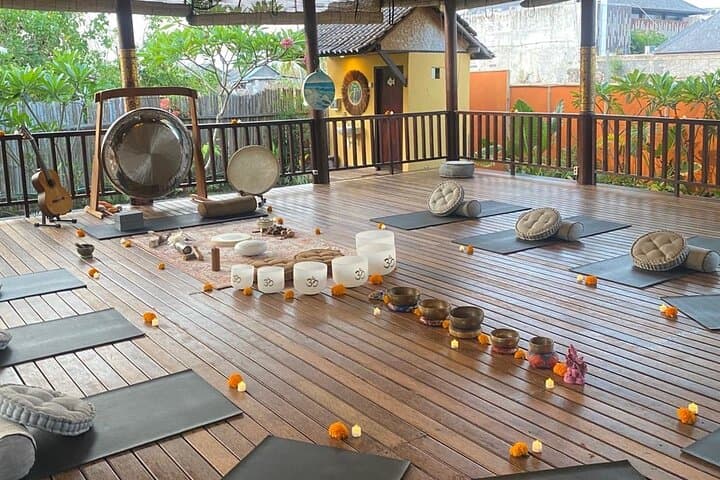 Sound Bath Healing Journey on the Island of Nusa Lembongan — photo 1 of 9