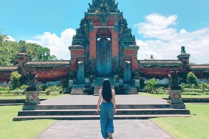 Private Tour: Jatiluwih Rice Terrace,Ulun danu and Banyu Mala Waterfall Tour — photo 1 of 10