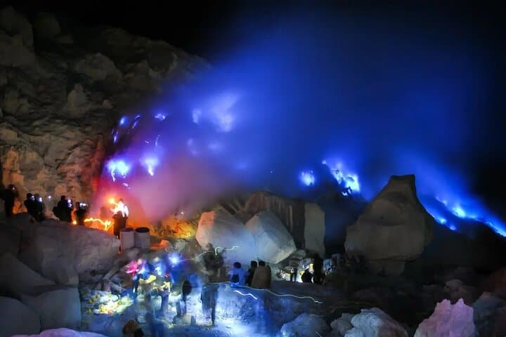 Overnight Mount Ijen Blue Fire Trekking Tour From Bali — photo 1 of 14