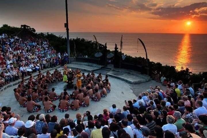 Kecak fire dance in Uluwatu — photo 1 of 2