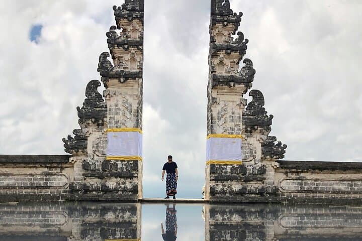 Bali Lempuyang Gate of Heaven and Besakih Mother Temple Tour — photo 1 of 17