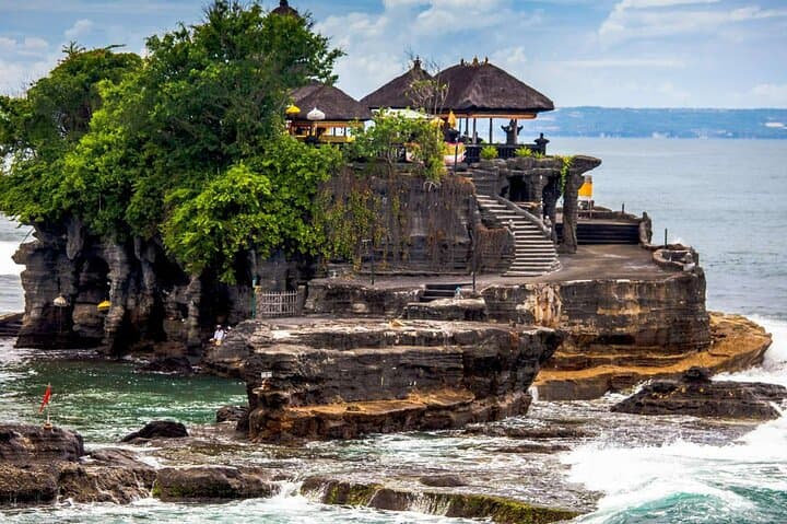 Private Day Tour - Ubud and Tanah Lot Temple - All Inclusive — photo 1 of 14