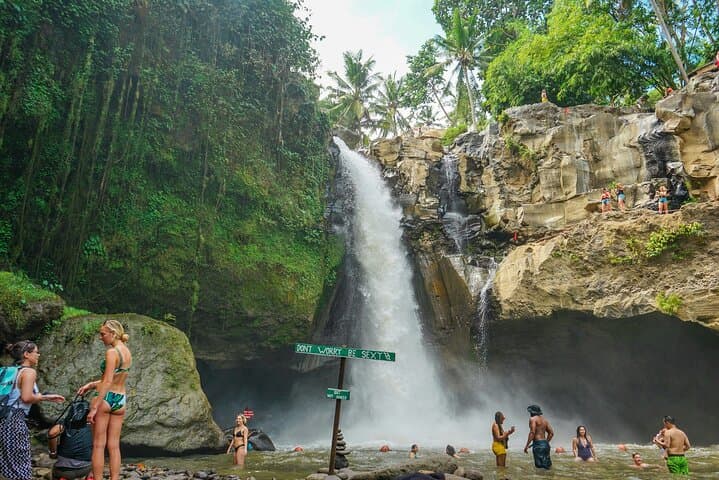 Full Day Private Tour to Ubud Waterfall and Uluwatu Sunset — photo 1 of 10
