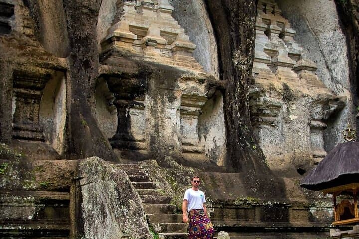 Bali Temple Tirta Empul, Gunung kawi, Elephant Cave with Terrace — photo 1 of 9