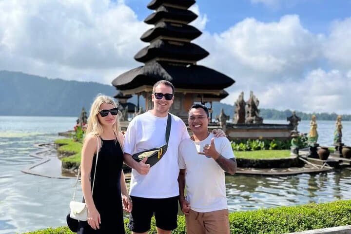 Bali Private Tour Service | Best Bali Driver for your Trip in Bali — photo 1 of 13
