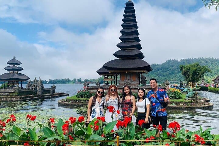 Private Tour in Ancient Temple Bali — photo 1 of 24