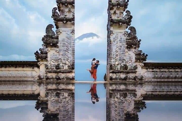 Lempuyang Heaven Gate and Tirta Gangga Adventure in Bali — photo 1 of 8