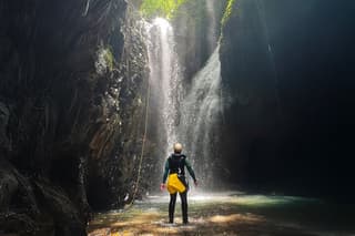 Canyoning Bali, Kerenkali Canyon (Adventure, discovery, nature)