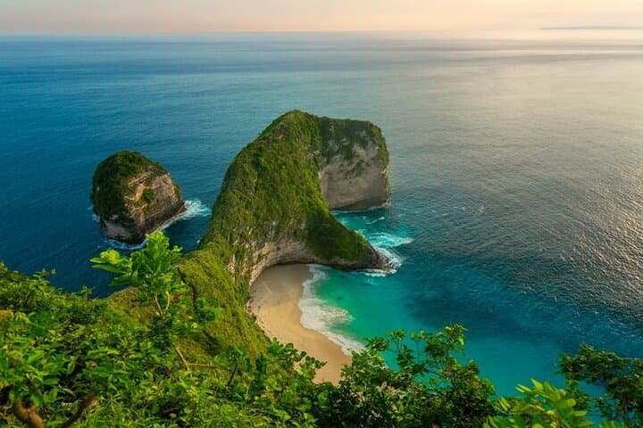 Nusa Penida Private Full Day West Island Tour From Bali — photo 1 of 6
