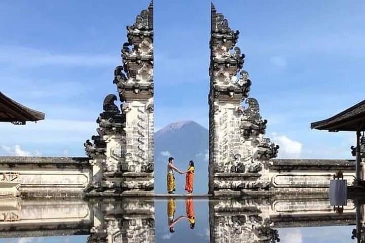 Bali Lempuyang Temple, Waterfall with Rice Terrace Tour — photo 1 of 25