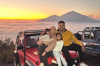 Mount Batur Jeep Tour + Ride Black Lava With Sunrise Journey