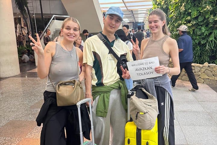 Bali Airport Pick up and Hotel Transfer in Private Car — photo 1 of 8