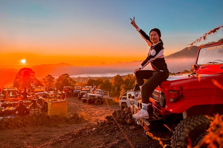 Mount Batur Sunrise Jeep & Hot Spring Tour — photo 1 of 9