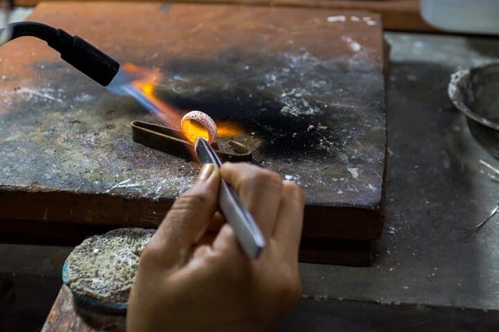 Bali Silver Making and Night Street Market — photo 1 of 3