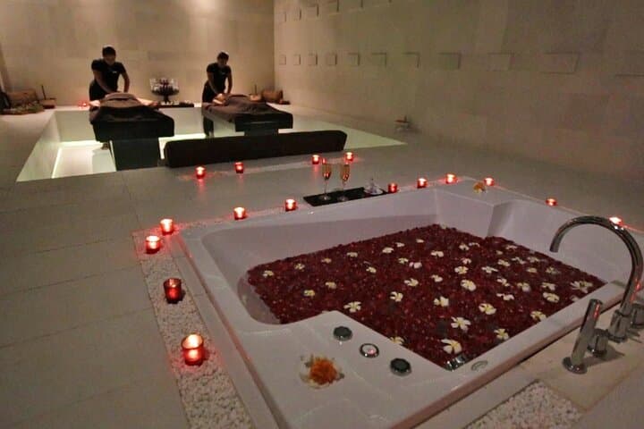 Bali EXPLORE couples massage + facial + jacuzzi by eqUALIZE SPA — photo 1 of 9