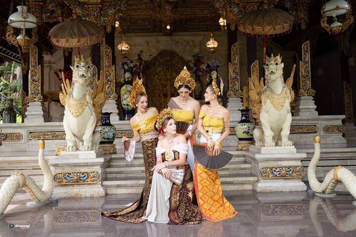 Professional Photoshoot Wearing Traditional Outfit in Bali — photo 1 of 42