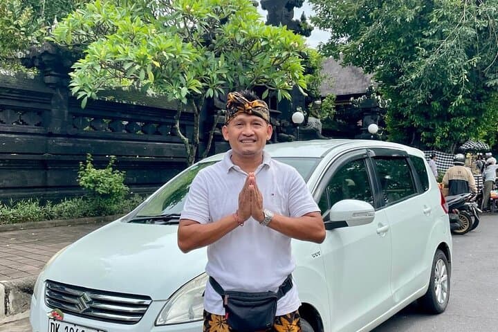 Bali Airport Arrival Transfer with Local Driver & Assistance — photo 1 of 50