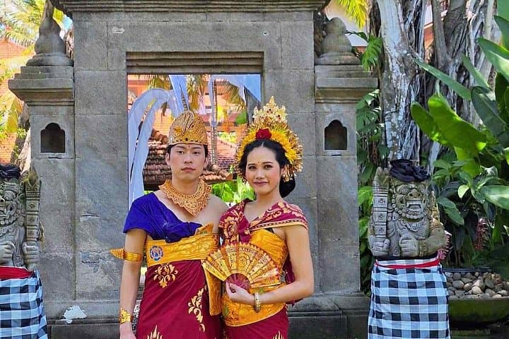 Balinese Traditional Dress photo shoot — photo 1 of 14