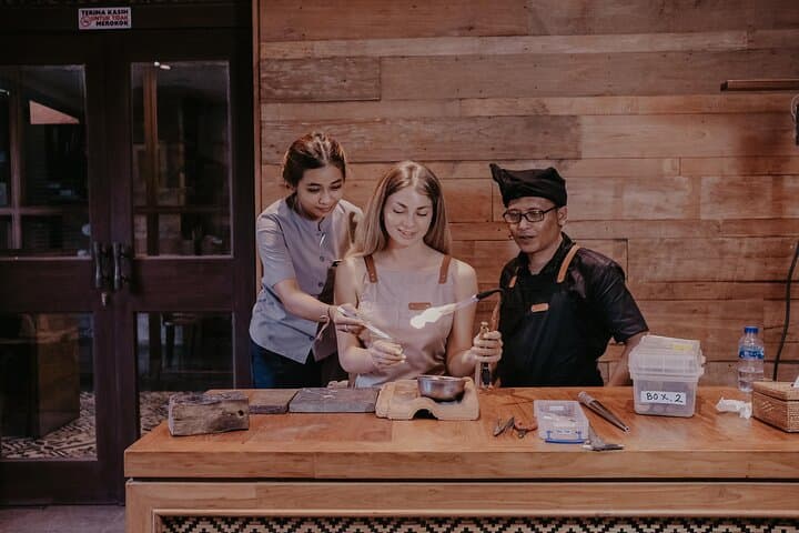 Balinese Silver Workshop and Coffee Tasting With a Local Artisan — photo 1 of 15
