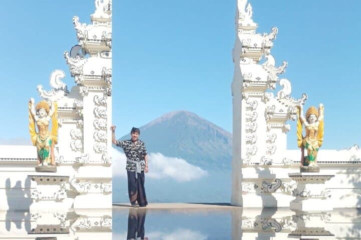 East Bali Hidden Gems: Sidemen, Tenganan and Lempuyang Temple — photo 1 of 9