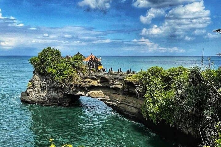 Tanah Lot Jatiluwih Rice Terrace and Waterfall Day Tour — photo 1 of 17