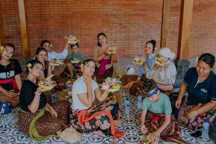 Balinese Cultural Experience Craft Dance and Music Workshop — photo 1 of 9