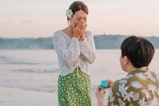 1 Hour Photoshoot in Bali by Viufinder