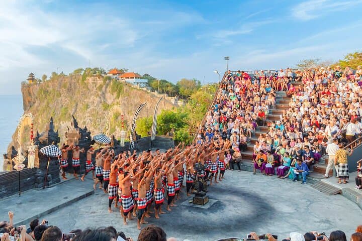 Kecak Fire and Dance Show at Uluwatu Temple Entry Ticket — photo 1 of 6