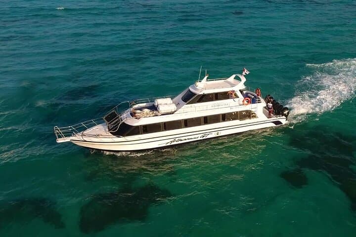 Fast Boat Transfer Sanur to Nusa Lembongan One way or Return — photo 1 of 6
