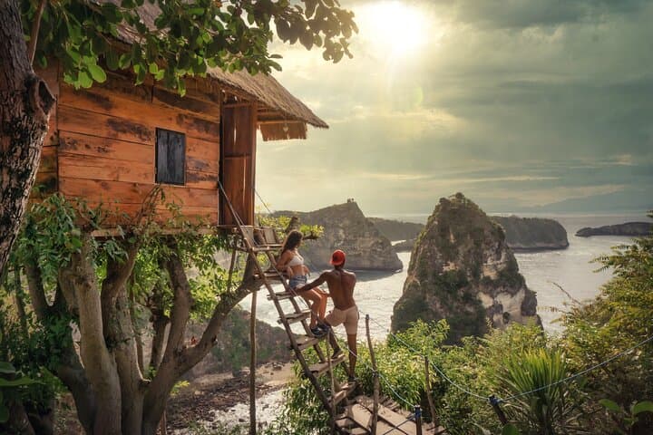 Nusa Penida East Tour Treehouse Atuh Diamond — photo 1 of 12