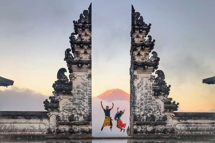 Bali Instagram: Gate of Heavan, Tirta Gangga, Swing and Waterfall — photo 1 of 14
