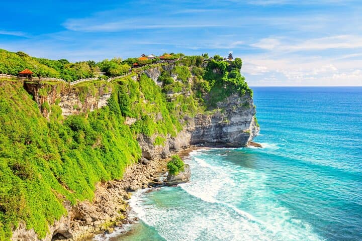 South Bali Explore Beach and Uluwatu Temple — photo 1 of 6