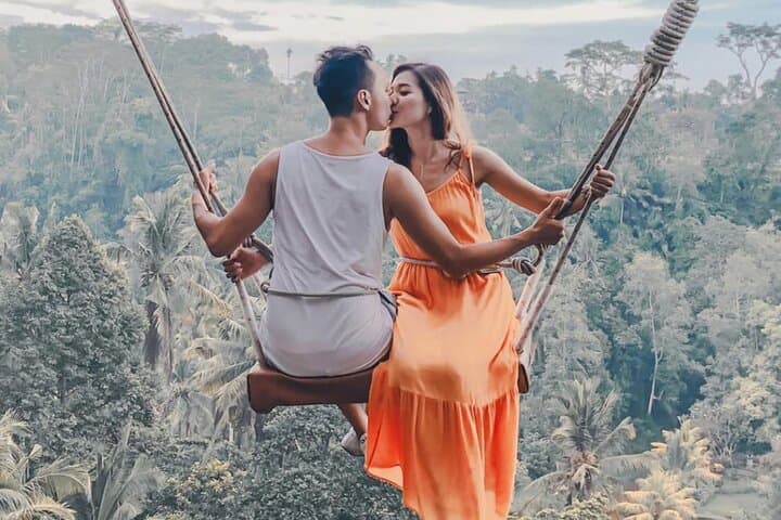 Ubud Private Car Hire with Driver - Explore Bali With Guide — photo 1 of 10