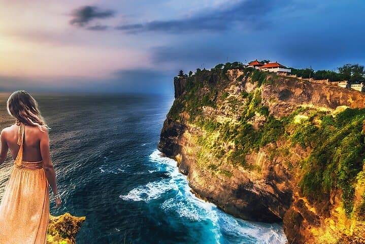 Uluwatu at Dusk: Kecak Fire Dance & Jimbaran Dinner — photo 1 of 10