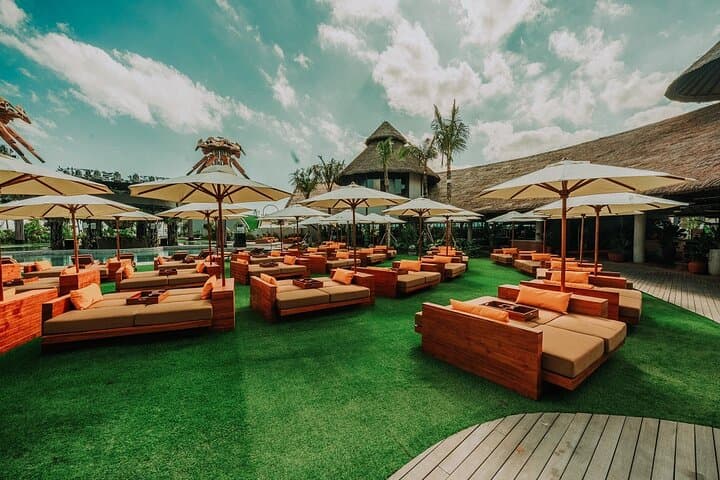 Bali Atlas Beach House — photo 1 of 27