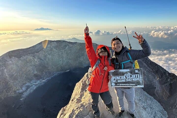 Mount Agung Sunrise Trekking to Highest Peak 3,142m And 2,900m — photo 1 of 31