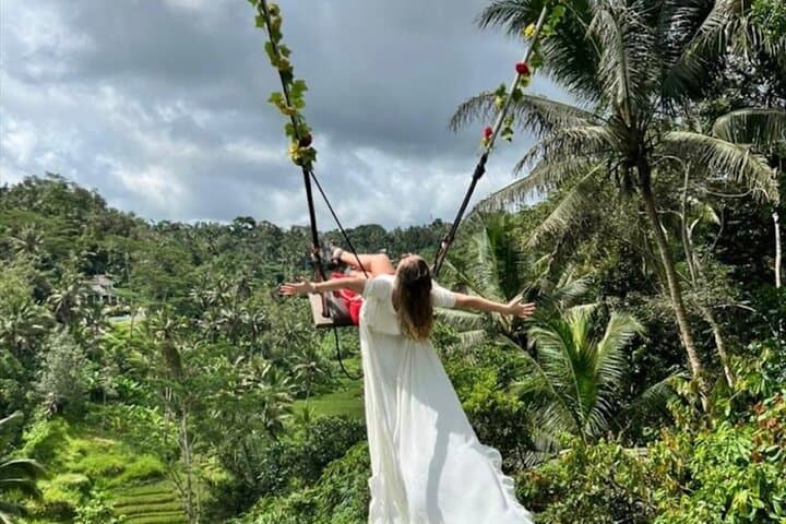 Exploration Bali Swing, Purification, Rice Terrace & Waterfall — photo 1 of 9