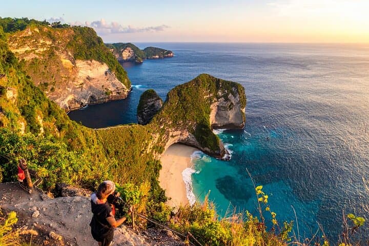 Nusa Penida West Snorkeling and Iconic Beaches Tour — photo 1 of 10